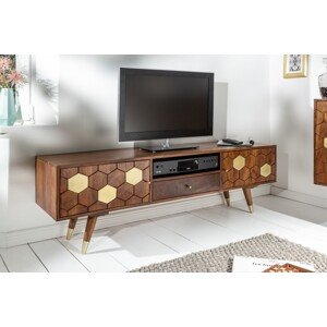 Estila Masívny TV stolík Roslin z akáciového dreva s organickým dizajnom a zlatými prvkami 140cm
