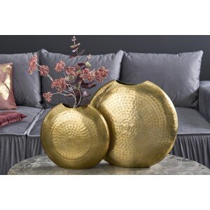 Estila Dizajnová orientálna sada dvoch zlatých váz Konstantino okrúhleho plochého tvaru s kovaným zdobením 44 cm